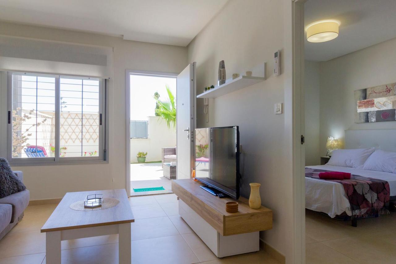 Bungalow Pink Garden Orihuela Eksteriør billede