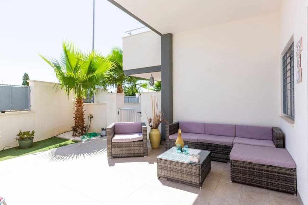 Bungalow Pink Garden Orihuela Eksteriør billede